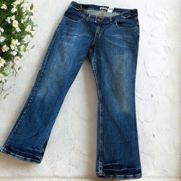 Levi's Women's Slouch and Flare Jeans in Deep Blue - Picture 1 of 10